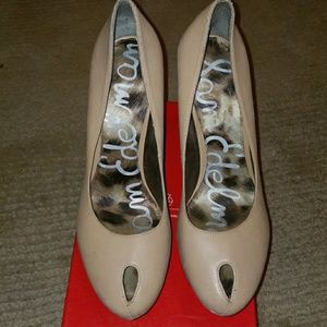 Sam edelman nude pump